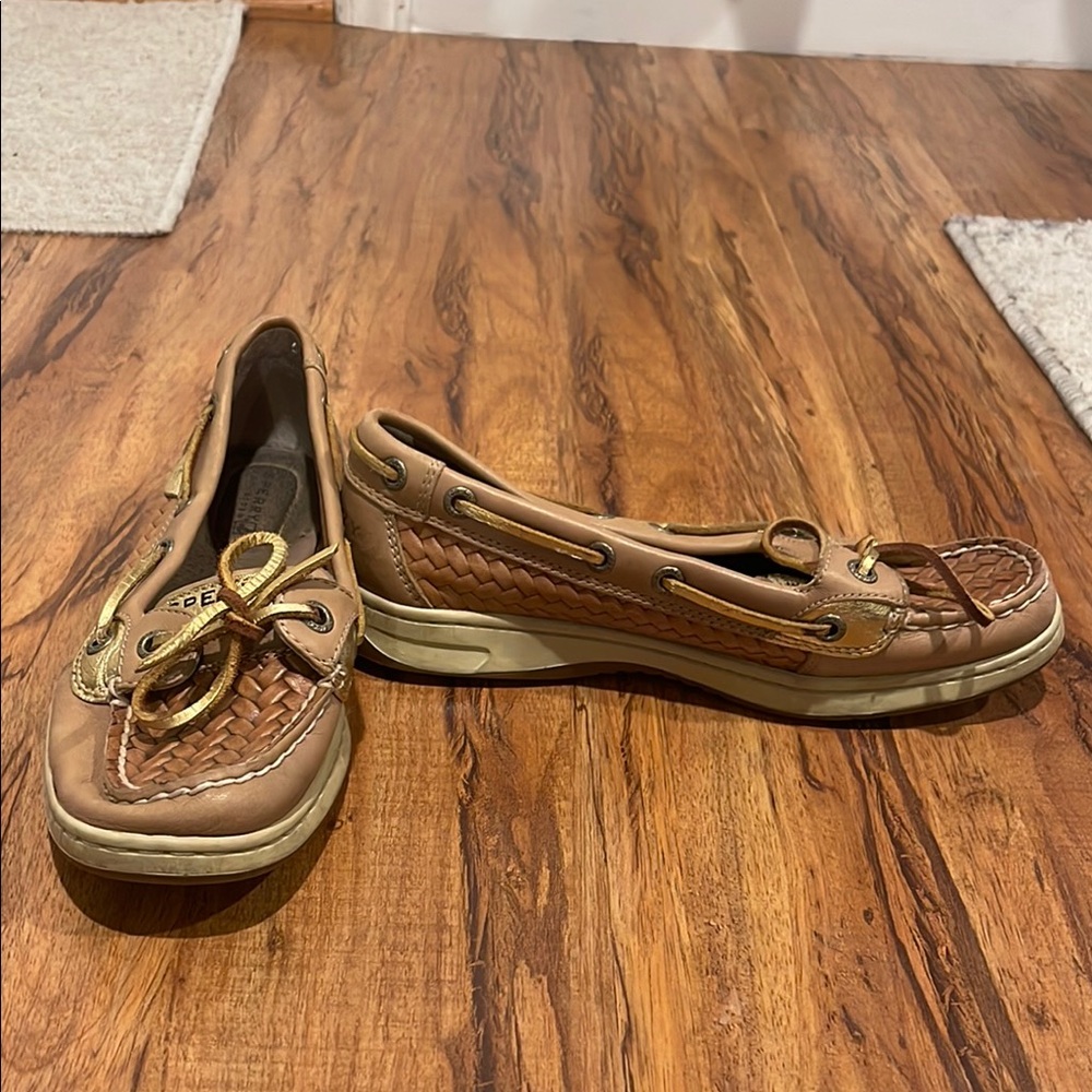 Women’s Tan Leather Boat Shoe Loafers